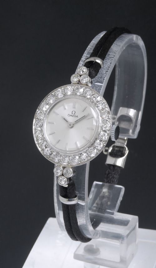 Exquisite Omega Platinum and Diamond Art Deco Ladies Cocktail Watch C1930