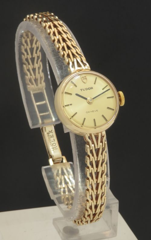 fig 2. BEAUTIFUL SOLID 9CT GOLD ROLEX TUDOR LADIES COCKTAIL WATCH C1964