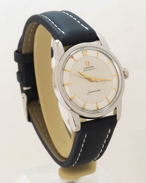 fig 4. VINTAGE OMEGA SEAMASTER AUTOMATIC CALIBRE 501 TWO TONE DIAL MENS WATCH C1955