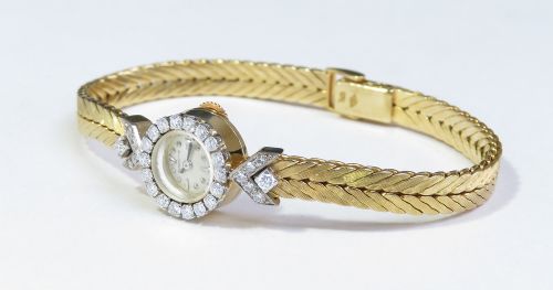 fig 3. GORGEOUS SOLID 18CT 18K GOLD AND DIAMOND JAEGER-LECOULTRE BACKWINDER LADIES COCKTAIL WATCH BOX AND PAPERS C1968