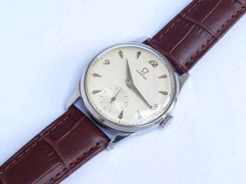 fig 1. CLASSIC OMEGA CALIBRE 265 MANUAL WINDING MENS VINTAGE WATCH C1949-50