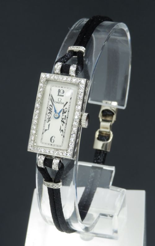 Wonderful Omega Platinum and Diamond Art Deco Ladies Cocktail Watch with Box C1935