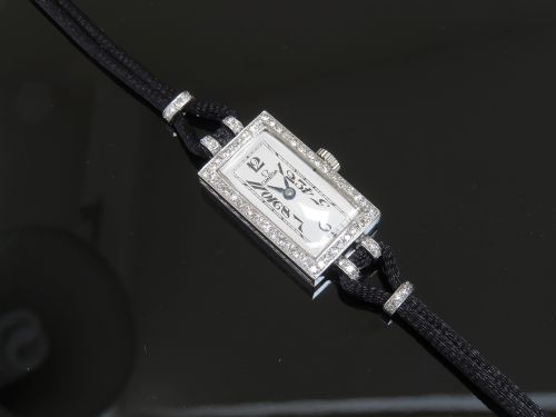 fig 4. WONDERFUL OMEGA PLATINUM AND DIAMOND ART DECO LADIES COCKTAIL WATCH WITH BOX C1935