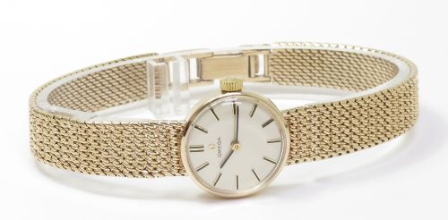 fig 2. WONDERFUL SOLID 9CT GOLD OMEGA LADIES COCKTAIL WATCH C1966