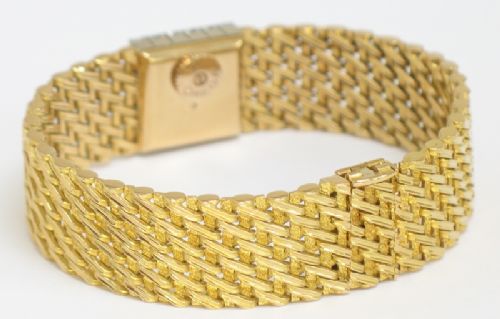 fig 1. STUNNING HEAVY SOLID 18CT 18K GOLD AND DIAMOND OMEGA LADIES WATCH C1966