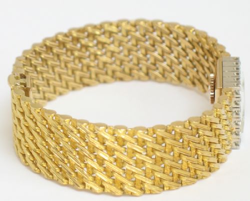 fig 5. STUNNING HEAVY SOLID 18CT 18K GOLD AND DIAMOND OMEGA LADIES WATCH C1966