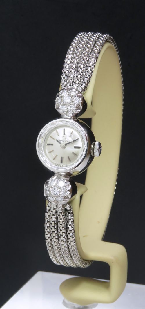 Mint with Original Box Omega Solid 18ct 18k White Gold and Diamond Sapphette Ladies Cocktail Watch C1962
