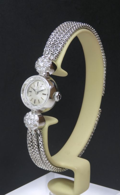 fig 1. Mint With Original Box Omega Solid 18ct 18k White Gold and Diamond Sapphette Ladies Cocktail Watch c1962