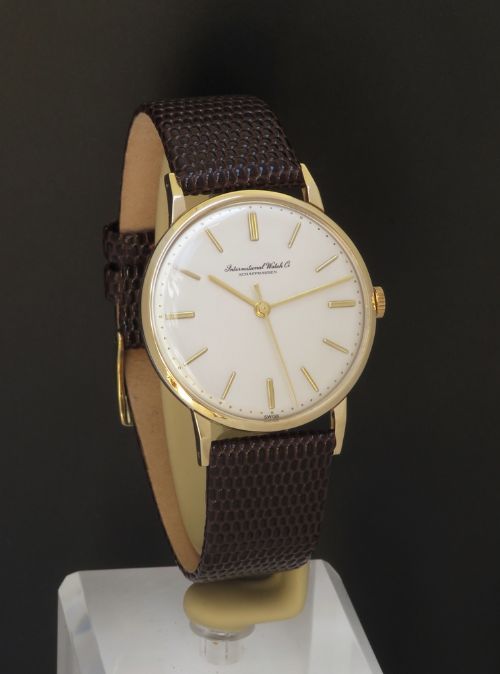 fig 2. Rare Solid 9ct Gold IWC International Watch Company Calibre 401 Mens Vintage Watch c1961