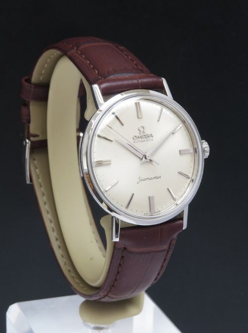 fig 1. Omega Seamaster Automatic Calibre 552 mens Vintage Watch c1961