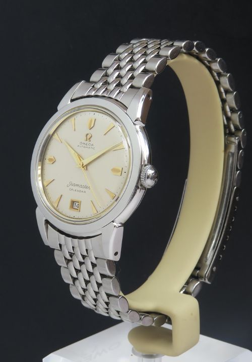 fig 1. Original Omega Seamaster Bumper Automatic Calendar Mens Vintage Watch c1952