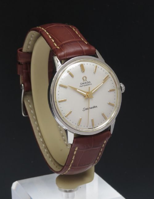 fig 1. Omega Seamaster Automatic Calibre 552 Mens Vintage Watch c1966