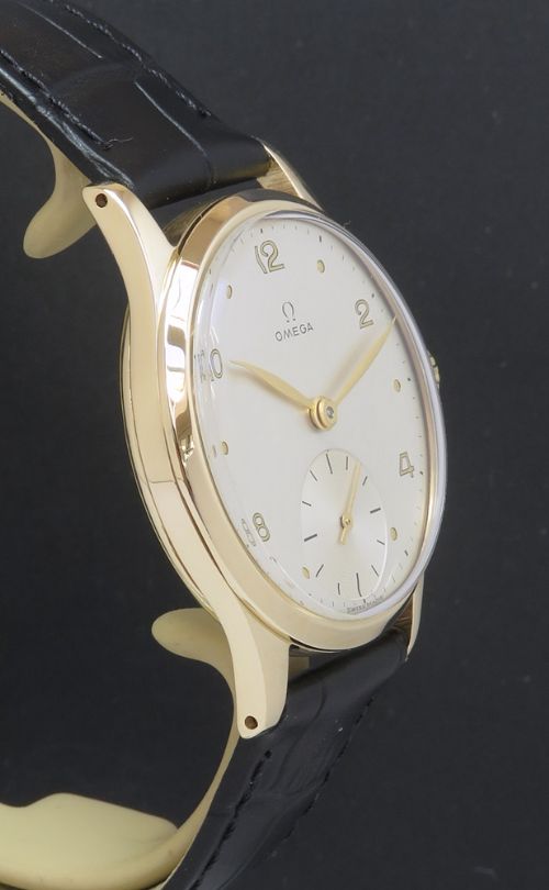fig 5. Near Mint Original Solid 9ct Gold Omega 30T2 Mens Vintage Watch c1948-49