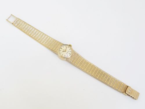 fig 3. Mint Original Condition Solid 9ct Gold Omega Ladymatic c1967