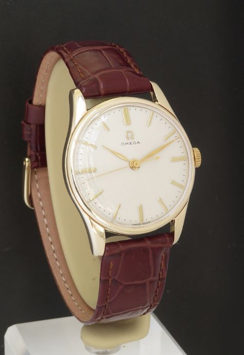 fig 2. Solid 9ct Omega Calibre 286 1963