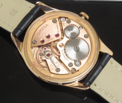 fig 5. Solid 18ct Rose Gold Omega Tresor Jumbo c1950
