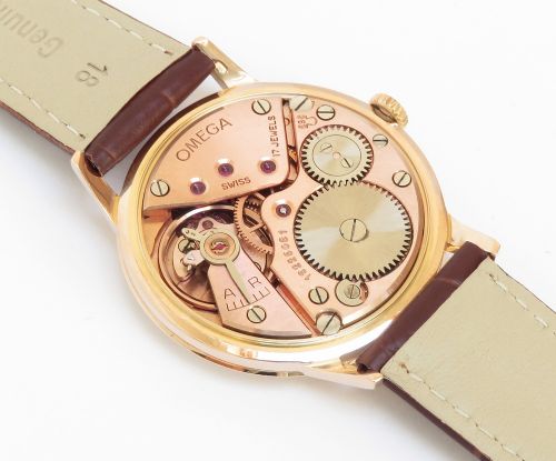 fig 4. Solid 18ct Rose Gold Omega Calibre 269 c1962