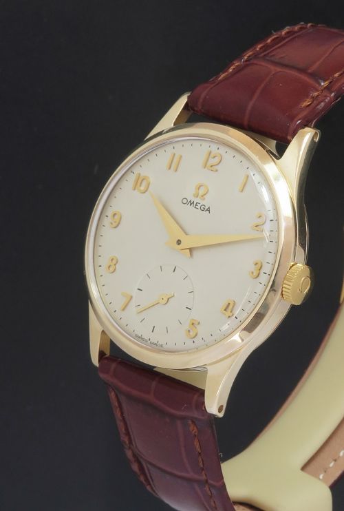 fig 2. Solid 9ct Gold Omega Calibre 266 c1955