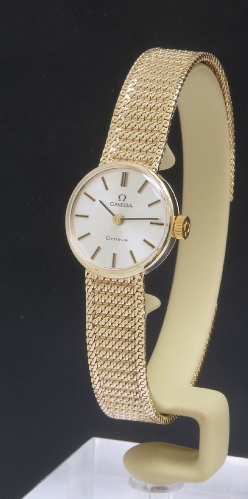 Solid 9ct Gold Omega Ladies Cocktail Watch C1964