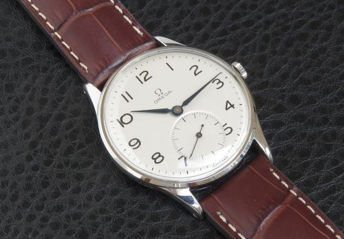 fig 3. Omega Calibre 30T2 Jumbo c1945-48