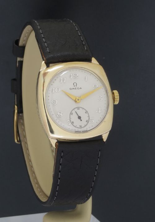 fig 1. Solid 9ct Gold Omega Cushion Case Midsize c1936