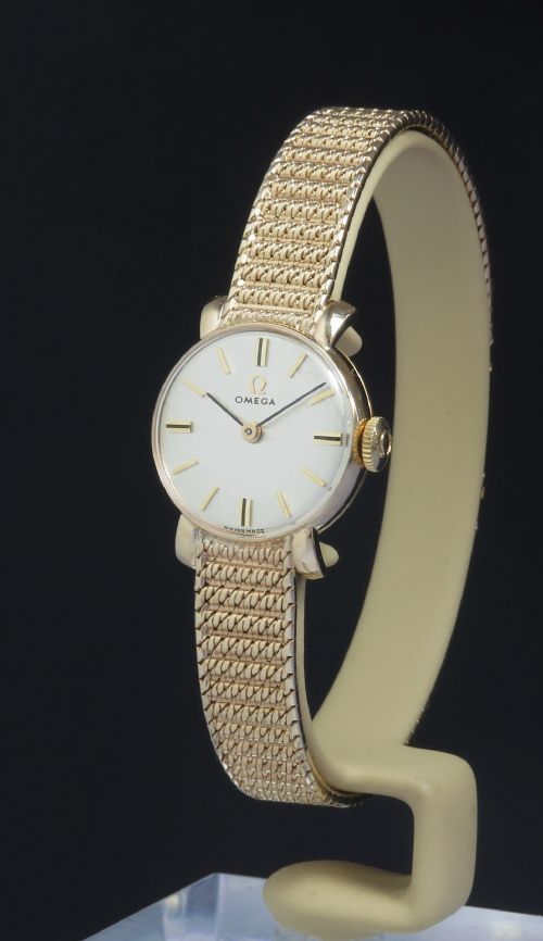 Mint Solid 9ct Gold Omega Ladies Cocktail Watch C1960-61
