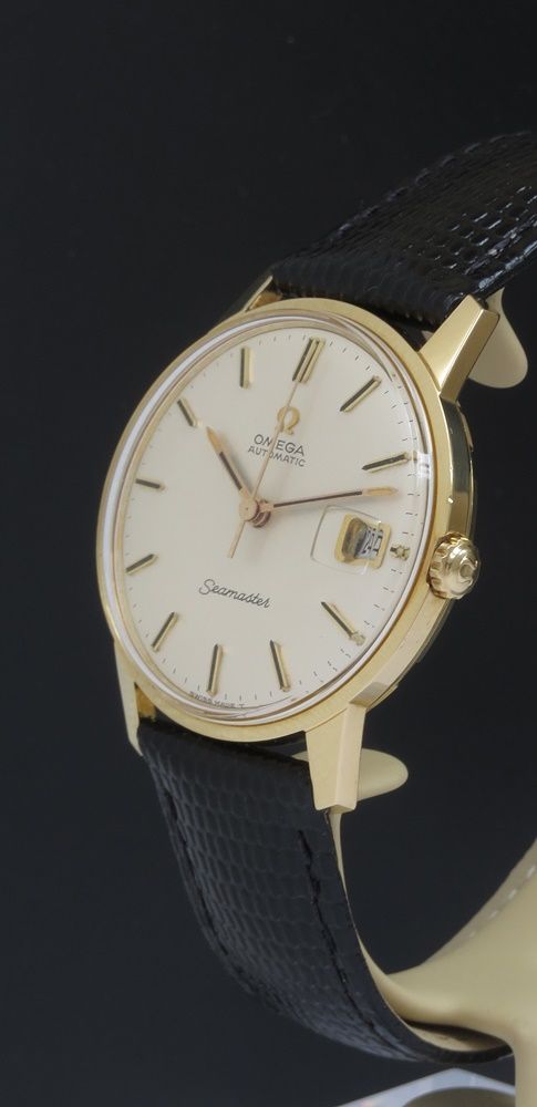 fig 1. Superb Original Solid 18ct Omega Seamaster Automatic Cal 562 c1966
