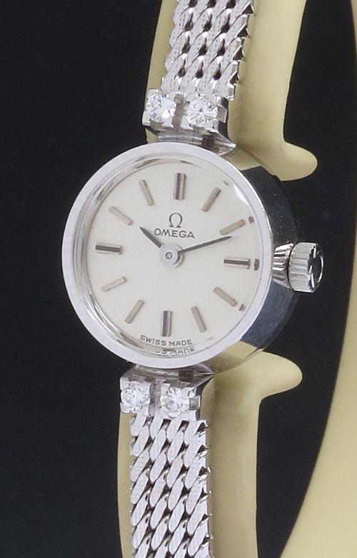 fig 1. Solid 18ct White Gold and Diamond Omega Ladies Cocktail Watch c1967