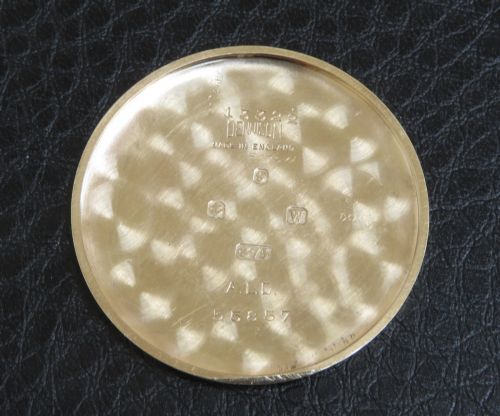 fig 3. Solid 9ct Gold Omega 30T2 c1945-46