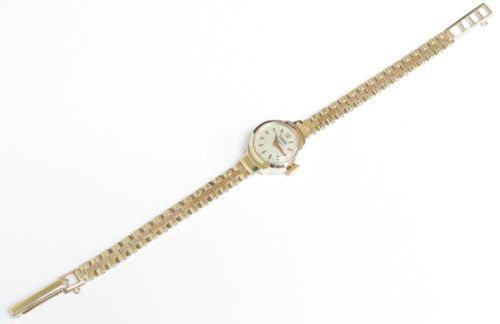 fig 4. Solid 9ct Gold Rolex Tudor Royal Cocktail Watch c1965