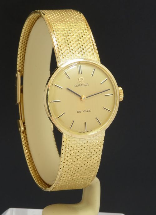 fig 3. Mint Original Solid 18ct Gold Omega De Ville Mid Size Watch c1965