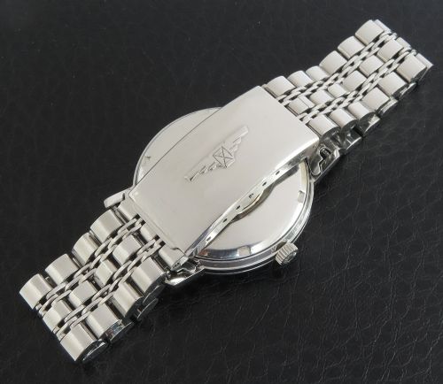 fig 5. Stunning original Longines Flagship Automatic on Bracelet With Box c1966