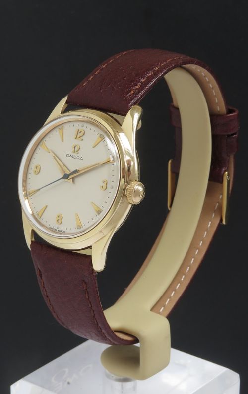 fig 1. Rare 14ct 14k Omega Calibre 420 c1950