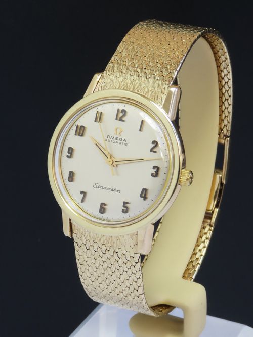 Solid 9ct Gold Omega Seamaster Automatic with Box C1966