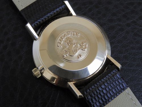 fig 4. Solid 9ct Gold Omega Semaster De Ville c1966