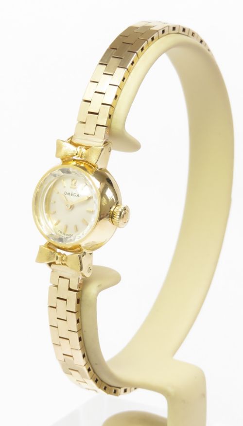 fig 1. Solid 18ct Gold Omega Sapphette Ladies Cocktail Watch c1961