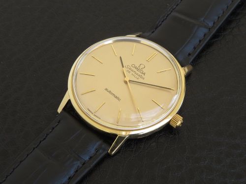fig 2. Solid 18ct Gold Omega Seamaster Automatic Slimline Deluxe c1966