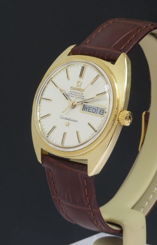 fig 1. Solid 18ct Gold Omega Constellation Chronometer Automatic c1968