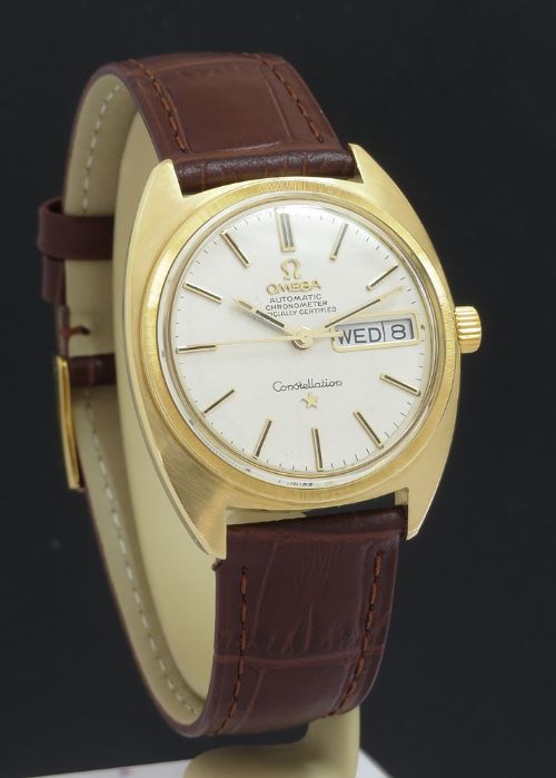 fig 2. Solid 18ct Gold Omega Constellation Chronometer Automatic c1968