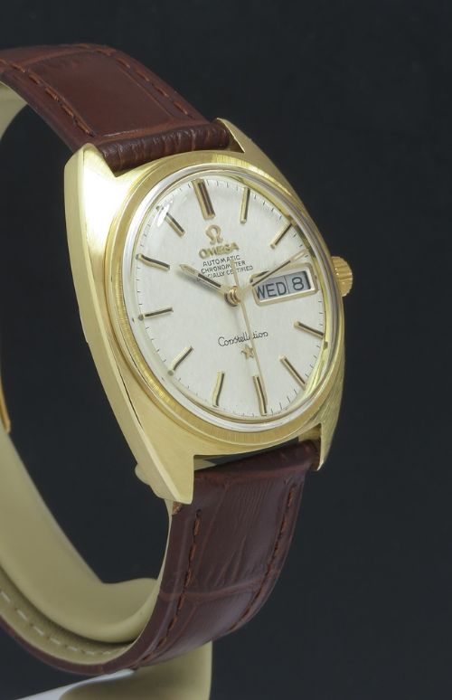 fig 6. Solid 18ct Gold Omega Constellation Chronometer Automatic c1968