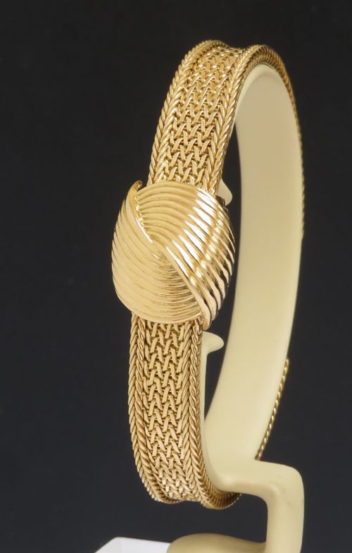 Very Rare Mint Solid 18ct Gold Movado Hooded Watch C1960