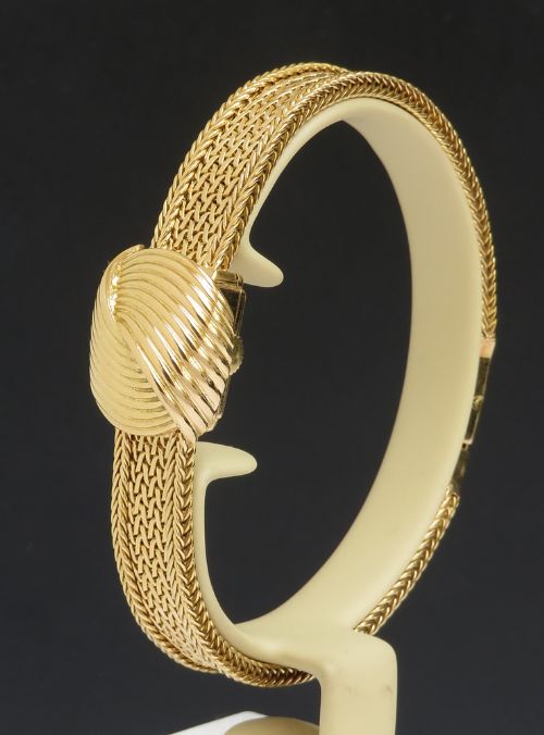 fig 2. Very Rare Mint Solid 18ct Gold Movado Hooded Watch c1960
