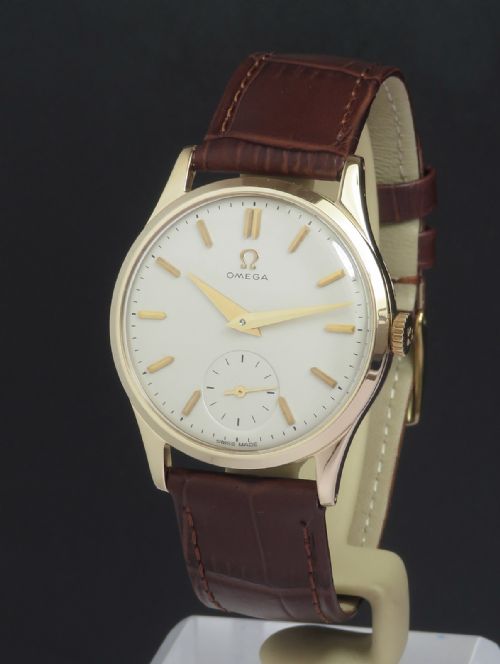 Solid 9ct Gold Omega Calibre 266 C1953-54
