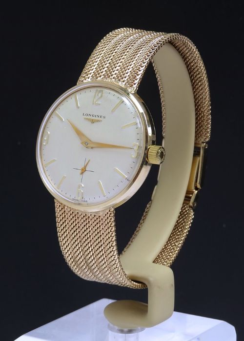 fig 1. Mint Solid 9ct Gold Longines Calibre 370 c1966