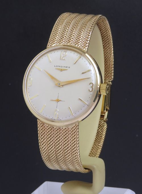 fig 2. Mint Solid 9ct Gold Longines Calibre 370 c1966