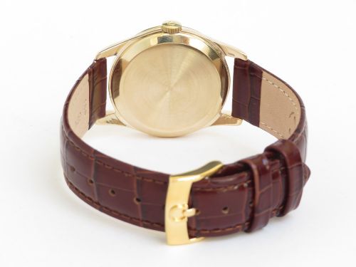 fig 2. Solid 9ct Gold Omega Calibre 269 c1964-65