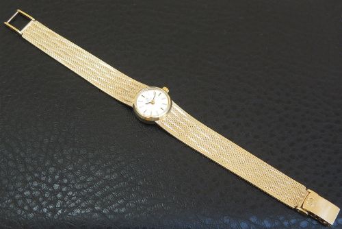 fig 7. Beautiful Mint Condition Solid 9ct Gold Omega La Flame Ladies Watch c1967