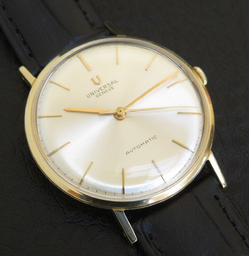 fig 5. Solid 18ct Gold Universal Geneve Microrotor Automatic c19