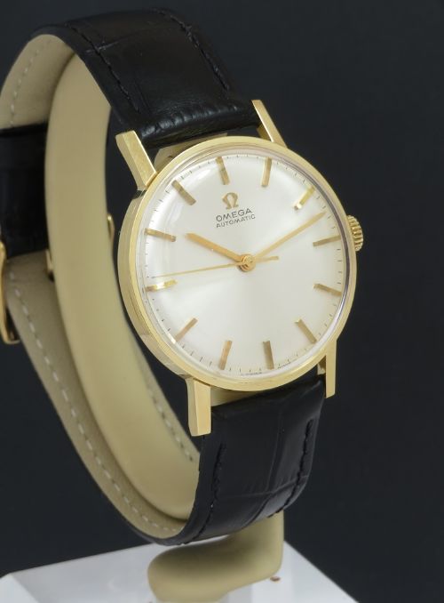 fig 2. Mint Original Solid 18ct Omega Automatic Mid Size c1962