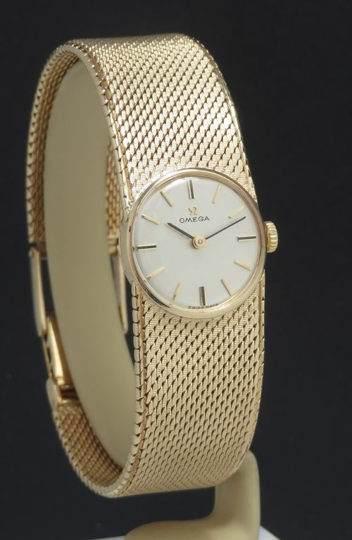 fig 3. Beautiful Solid 9ct Gold Omega Ladies Watch c1966